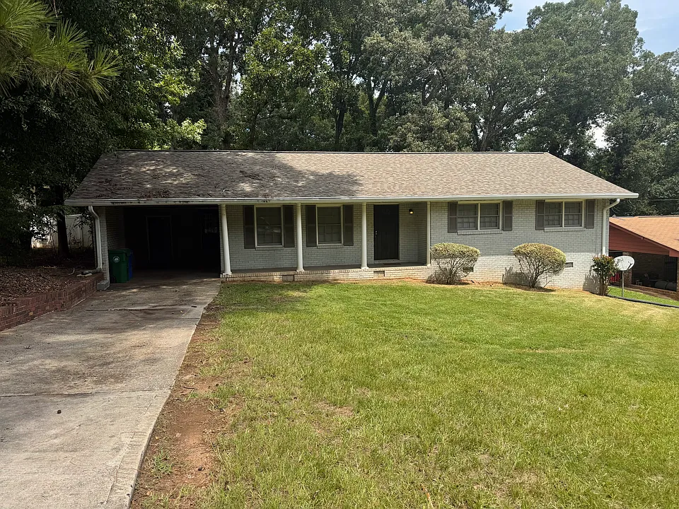 2254 Doris Dr