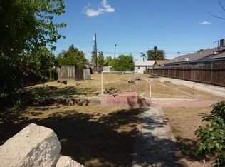 619 2nd St, Parlier, CA 93648