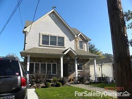 1st image of 365 Buel Ave
