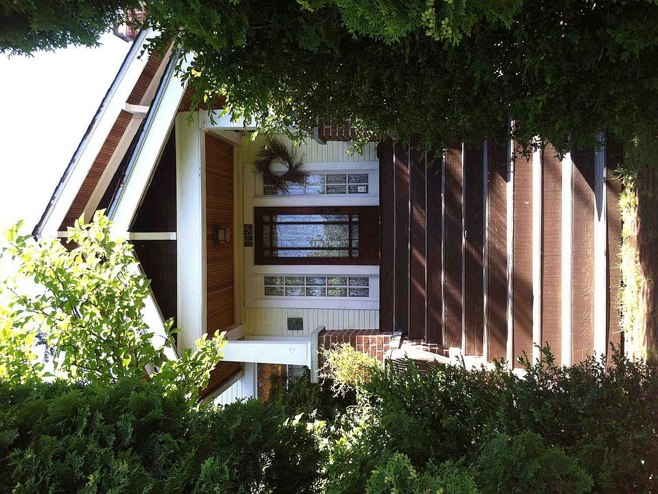 2nd image of 1034 NE 70th St