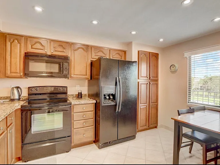 7270 Ashford Pl #307 — Photo 13