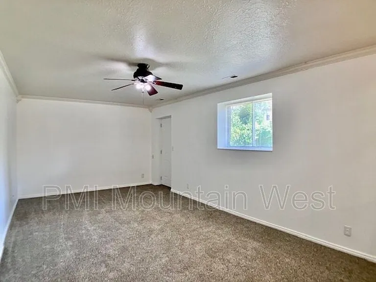2186 N 1965 E — Photo 12