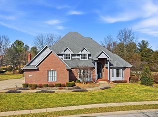 6010 Fawnwood Dr, Greenwood, IN 46143