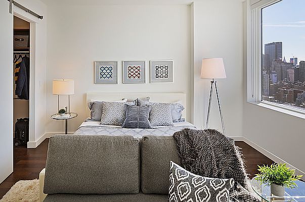 1st image of 605 W 42nd St APT 42R