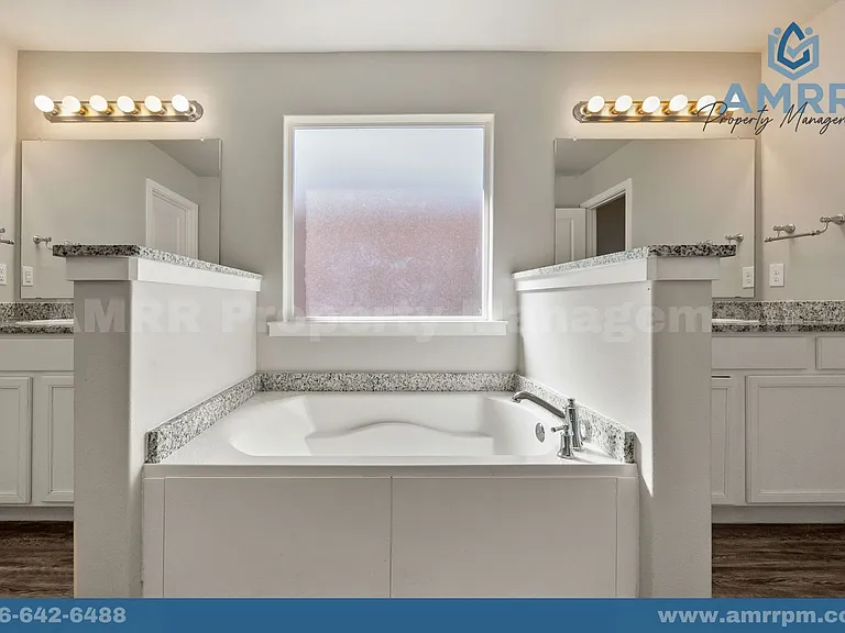 1905 Kirksey Ave — Photo 22