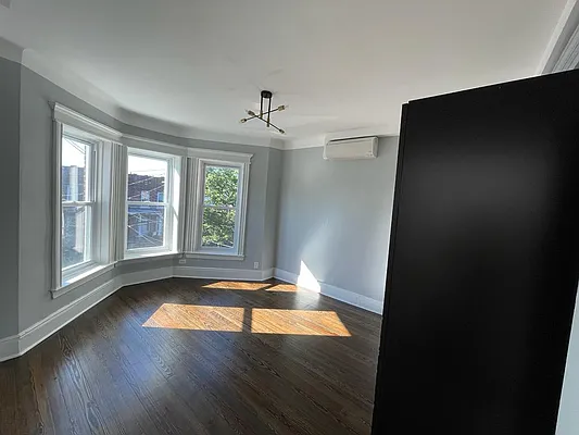 Rented by Nooklyn NYC LLC | media 15