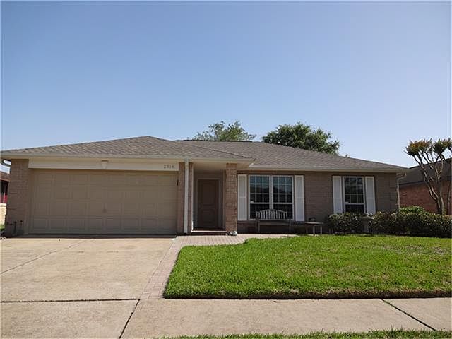 Great curb appeal on 3 bedroom one story recently updated including tankless water heater.