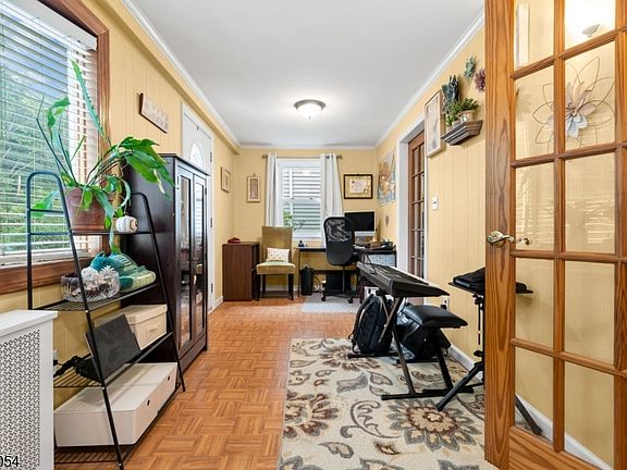 5th image of 1030 Westfield Ave