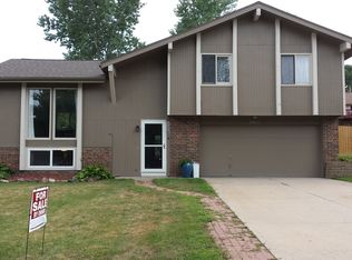 12671 Crown Point Ave, Omaha, NE 68164