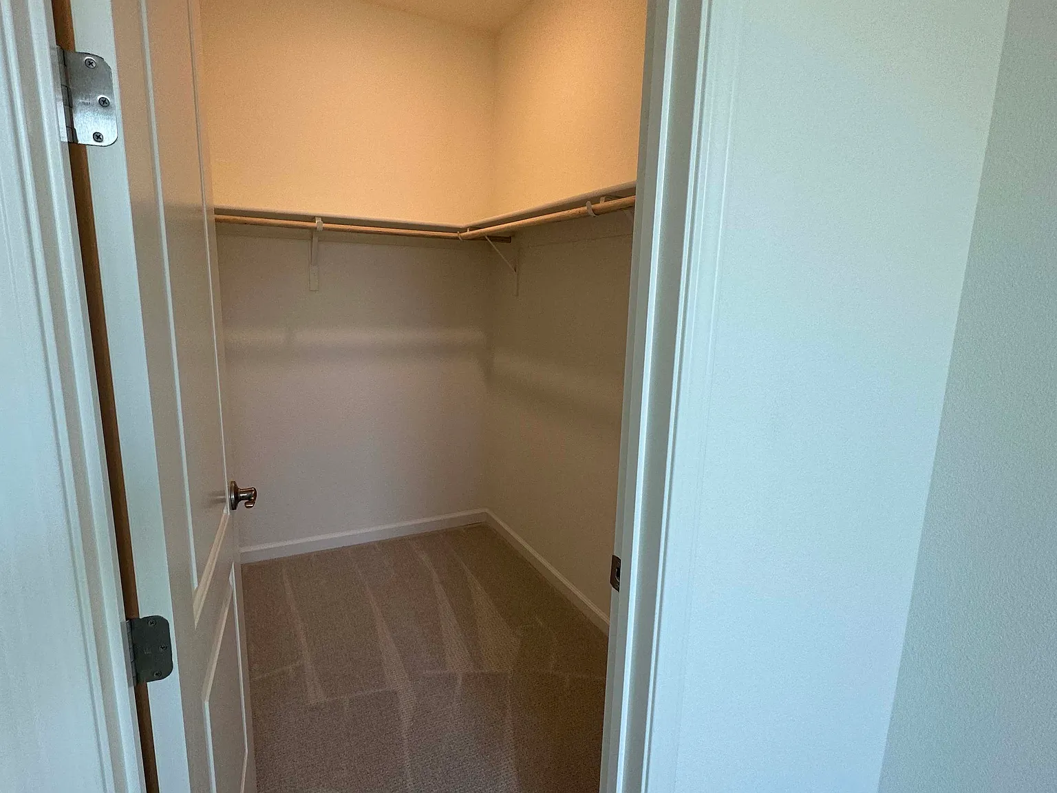 1 bed, $1,295 — Photo 2