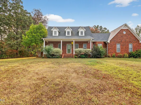 605 Shady Acres Ln, Lexington, TN 38351