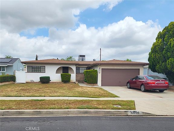3rd image of 10014 Gaviota Ave