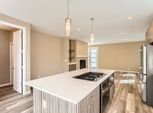 5749 N Michigan Ave, Portland, OR 97217