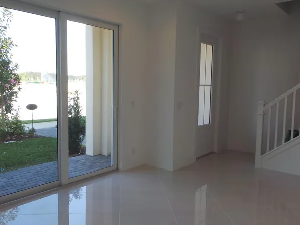 3008 Franklin Place, Palm Beach Gardens, FL 33418