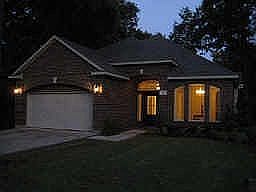 1st image of 719 Clayton St