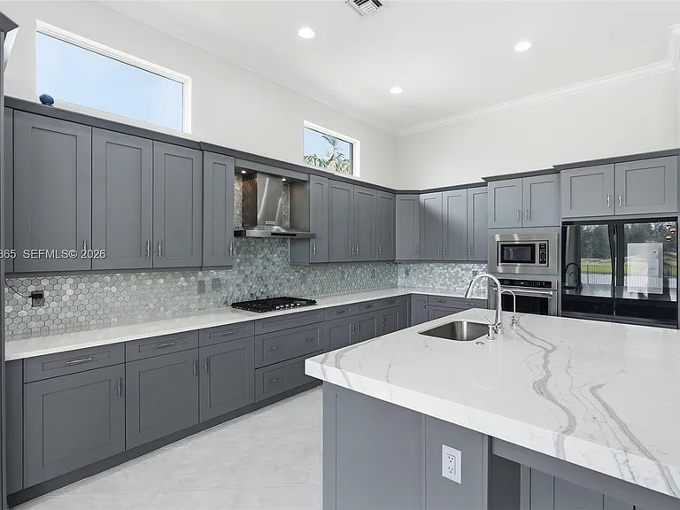 4662 Estates Cir — Photo 77