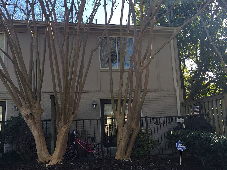 2nd image of 7475 N Germantown Sq