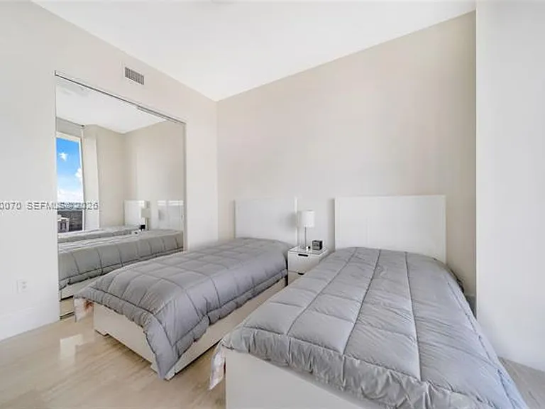 16001 Collins Ave #2305 — Photo 17