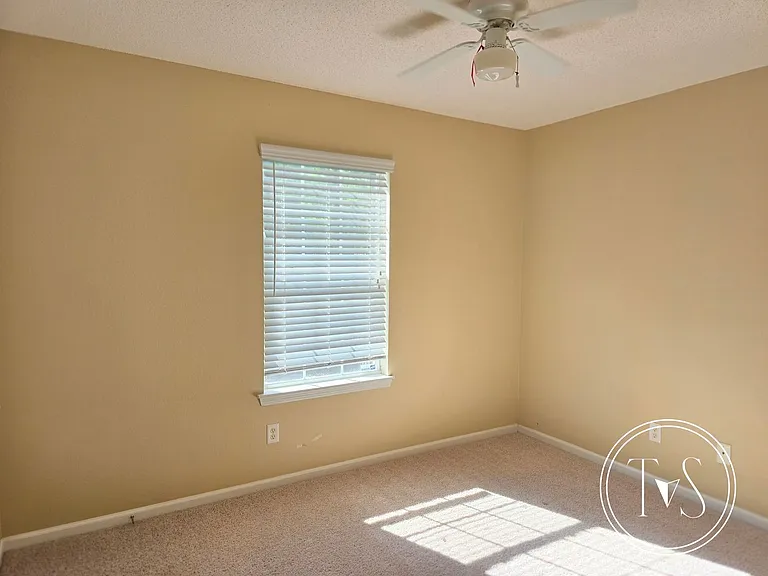 139 Wax Myrtle Ct — Photo 18
