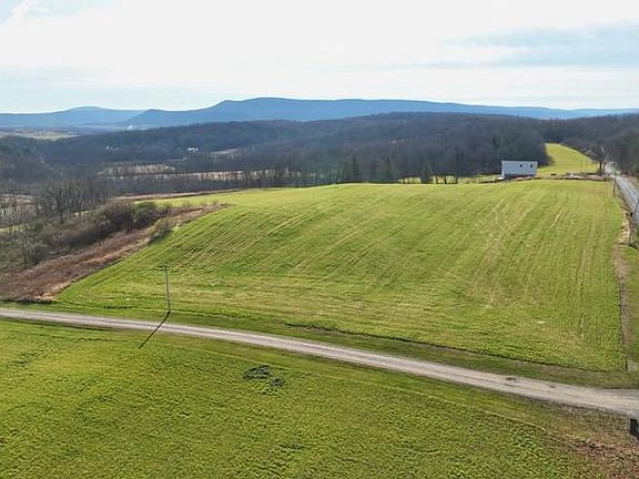 4th image of Corner Of Hundred Spgs