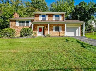 1637 Birch Rd, Mc Lean, VA 22101