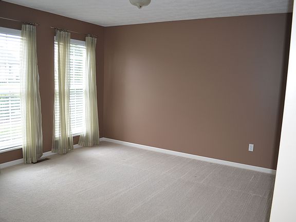 5th image of 863 Brightwood Ct