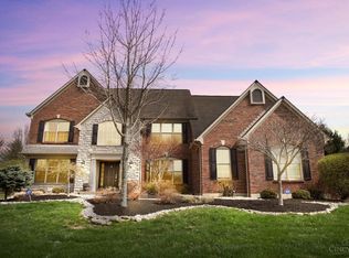 858 River Forest Dr, Maineville, OH 45039