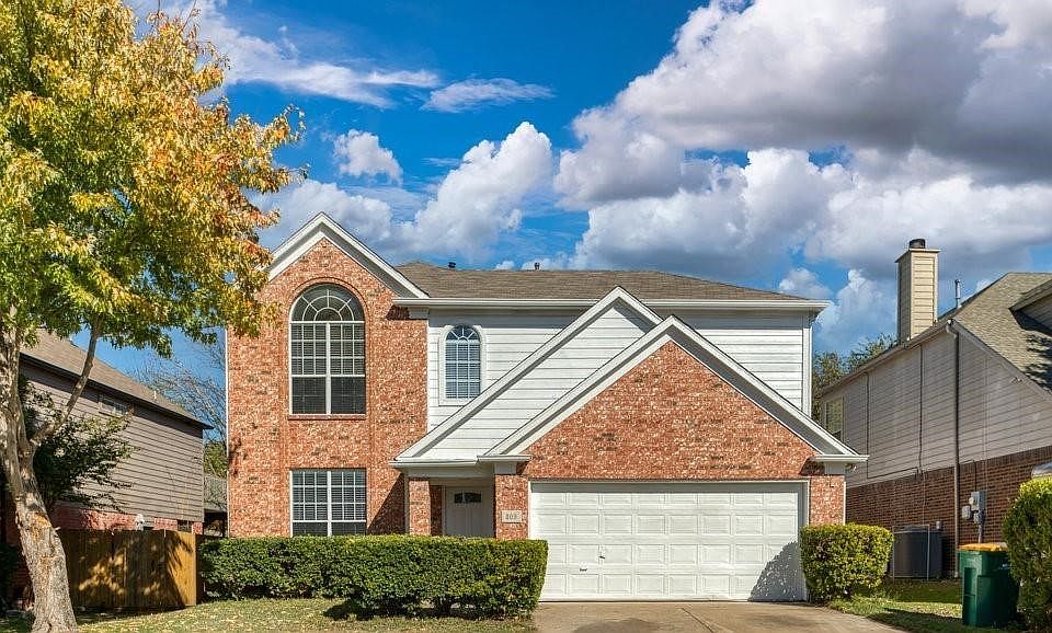 1st image of 309 Pinnacle Dr