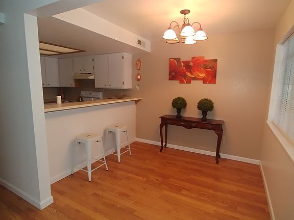 4th image of 2946 60th Ln SE Unit A