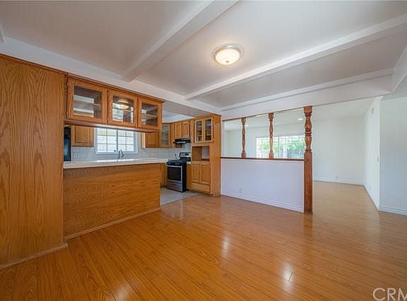 3rd image of 2809 W Willits St