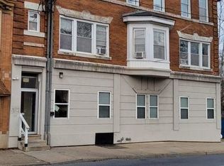 1059 Main St APT 2D, Northampton, PA 18067