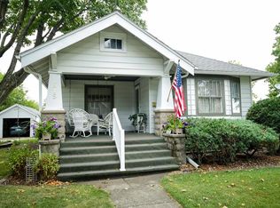 815 E Jefferson St, Winterset, IA 50273