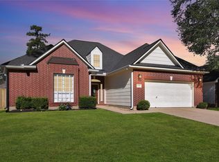 12710 Lake Shore Dr, Montgomery, TX 77356