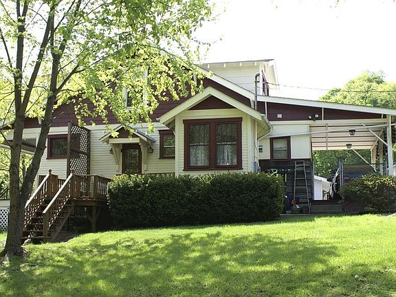 Side view from second lot