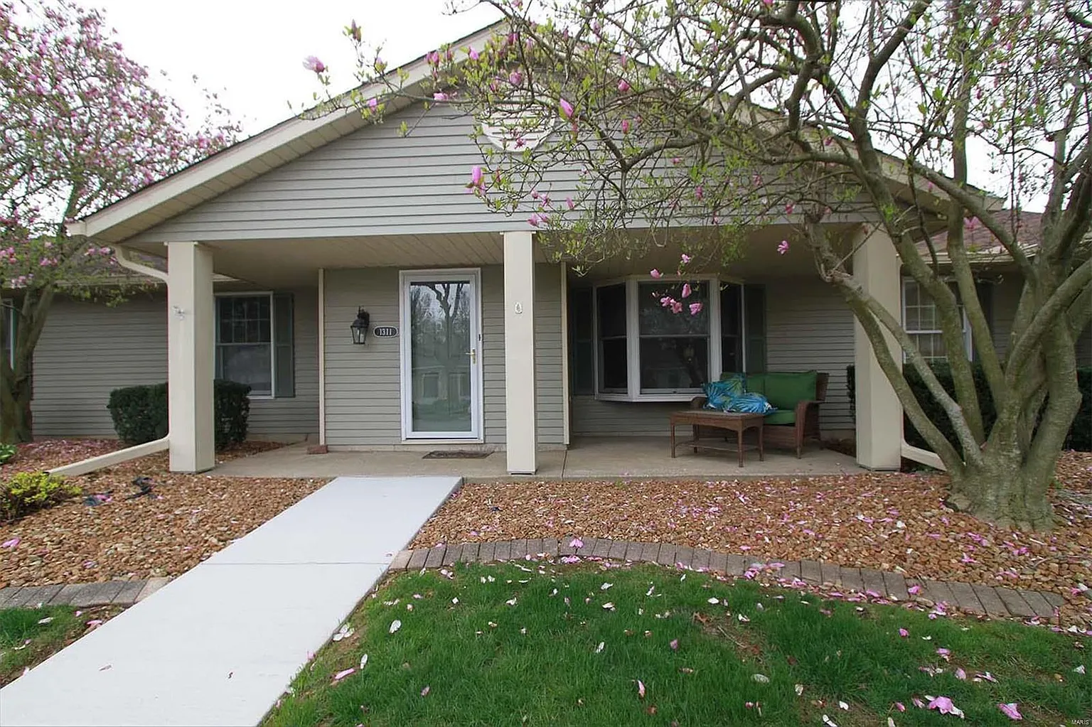 1311 Normandy Dr photo 1