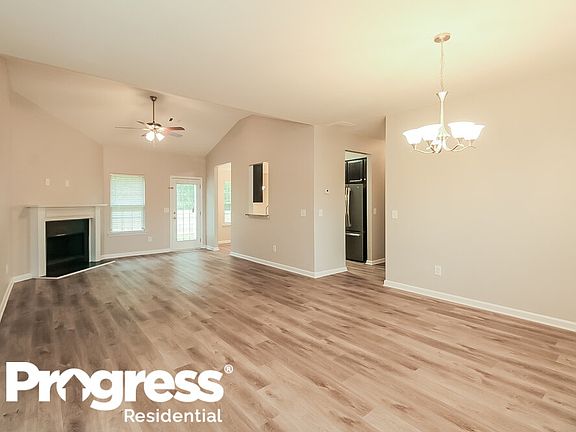5th image of 552 Joneus Dr