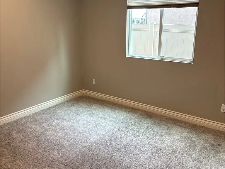 24674 Silver Stone Ct — Photo 27