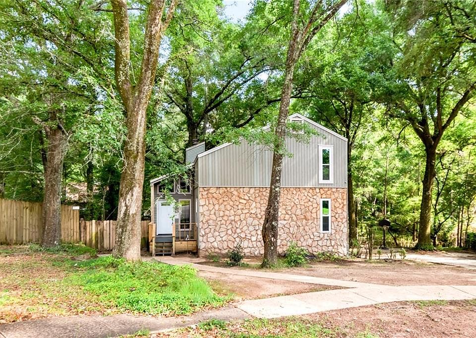 1st image of 6705 Thoroughbred Ct