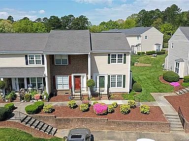 5th image of 983 Surry Ln
