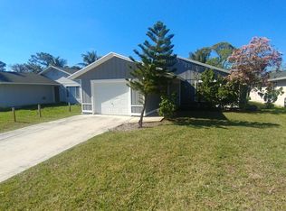 5048 SE Isabelita Ave, Stuart, FL 34997