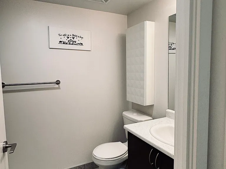 8 Trent Ave #1112 — Photo 12