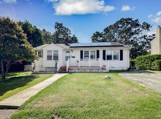 33 Pleasant View Ave, Waterbury, CT 06705