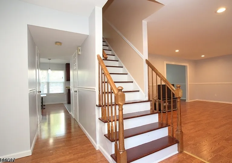 2 Wyndham Way — Photo 3