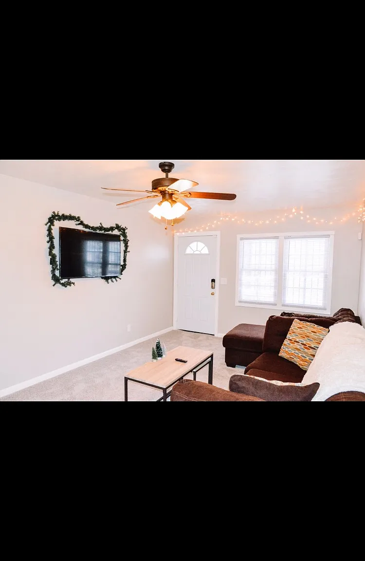1 bed, 1600 sqft, $600 — Photo 3