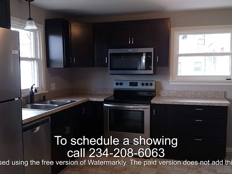 12533 McCallum Ave NE — Photo 4