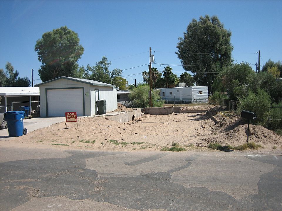 1st image of 1910 Castleberry Ln