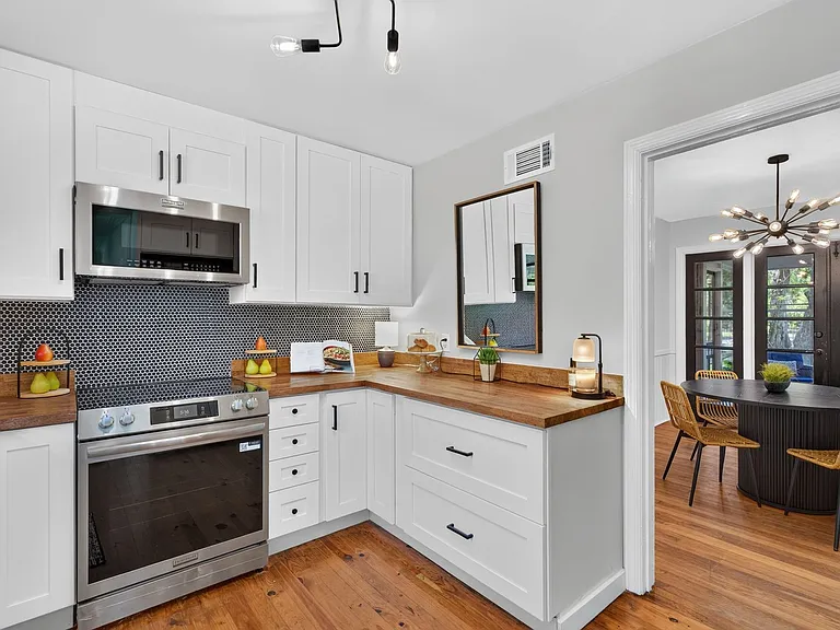 137 Brandywine Rd — Photo 15