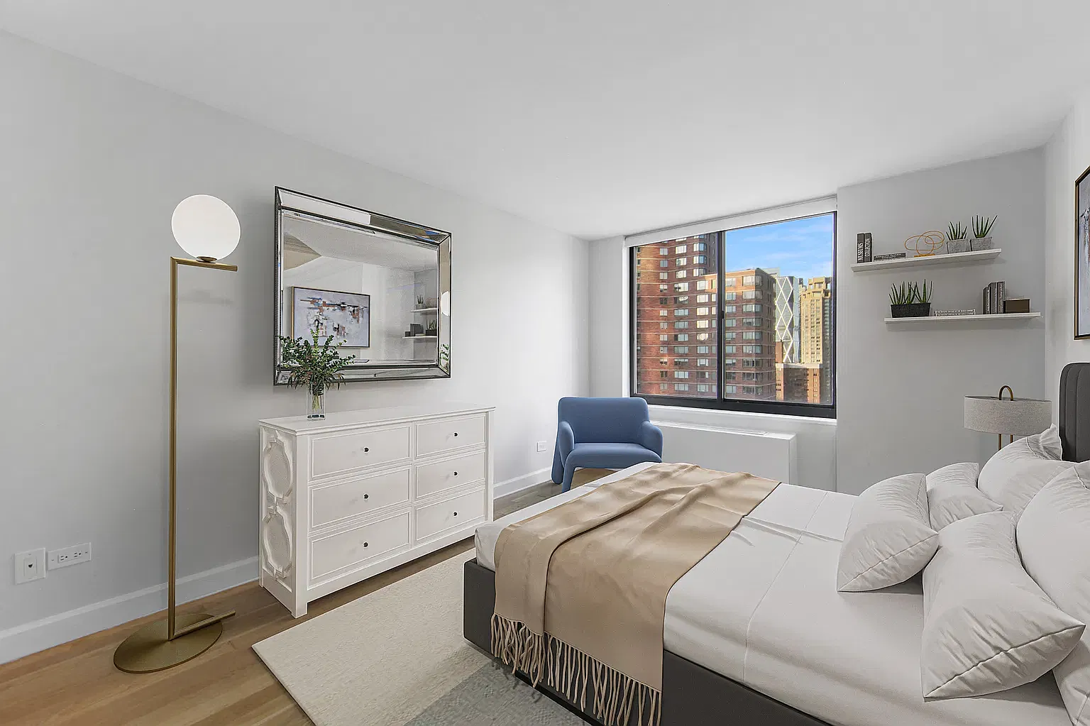 235 West 48th Street — Photo 4