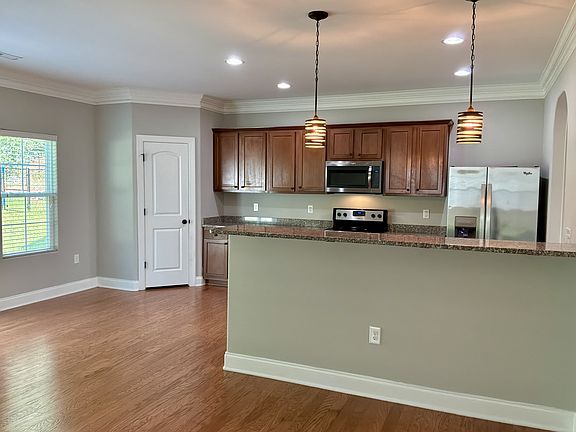 5th image of 4412 Morning Ridge Ln