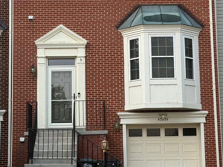 47574 Comer Sq — Photo 42